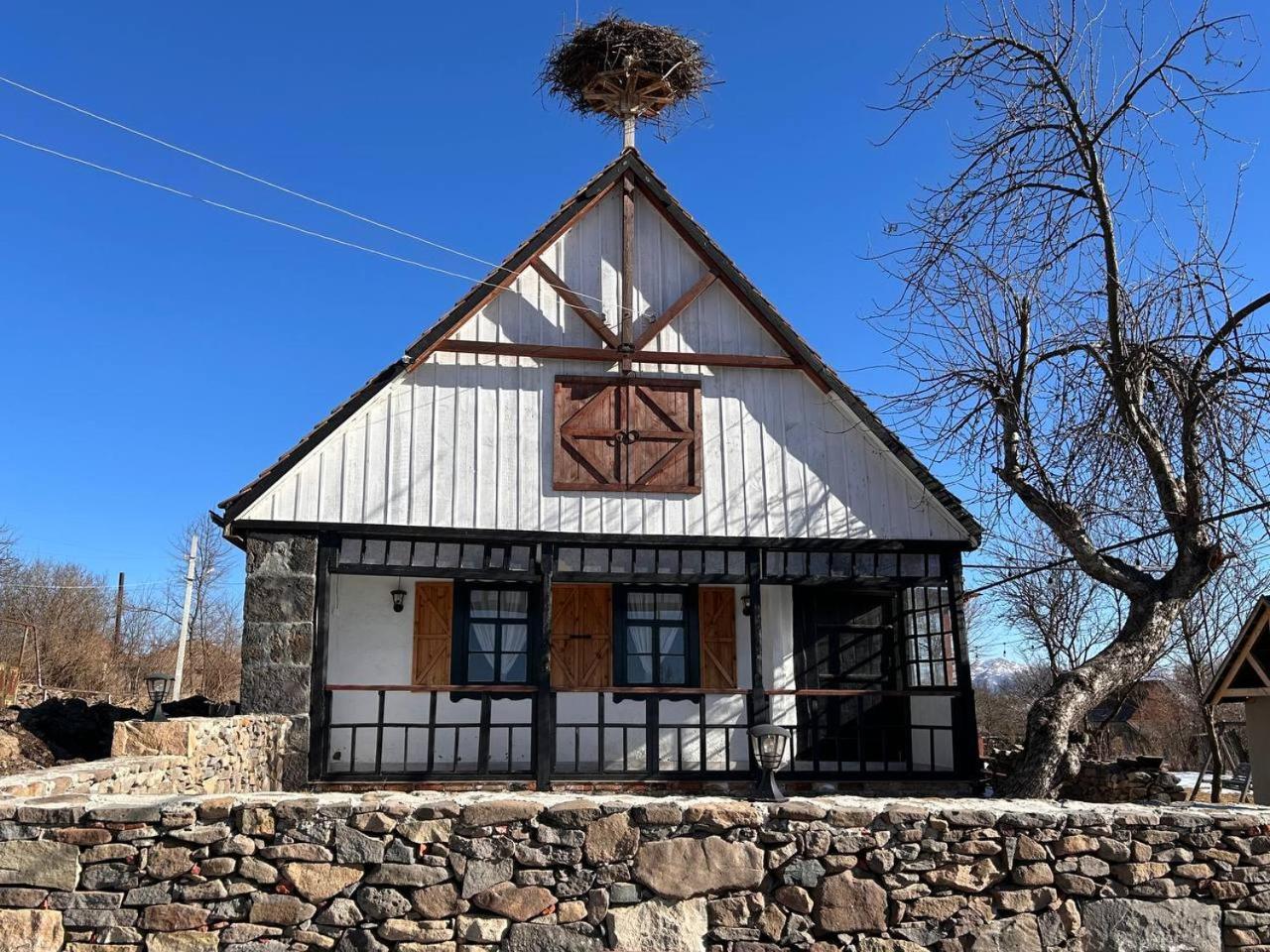 Hnameni Bovadzor Lodge المظهر الخارجي الصورة